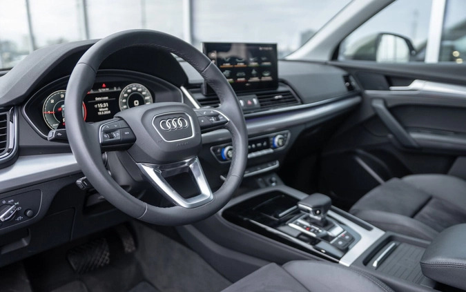 Audi Q5 cena 249900 przebieg: 17670, rok produkcji 2023 z Starogard Gdański małe 407